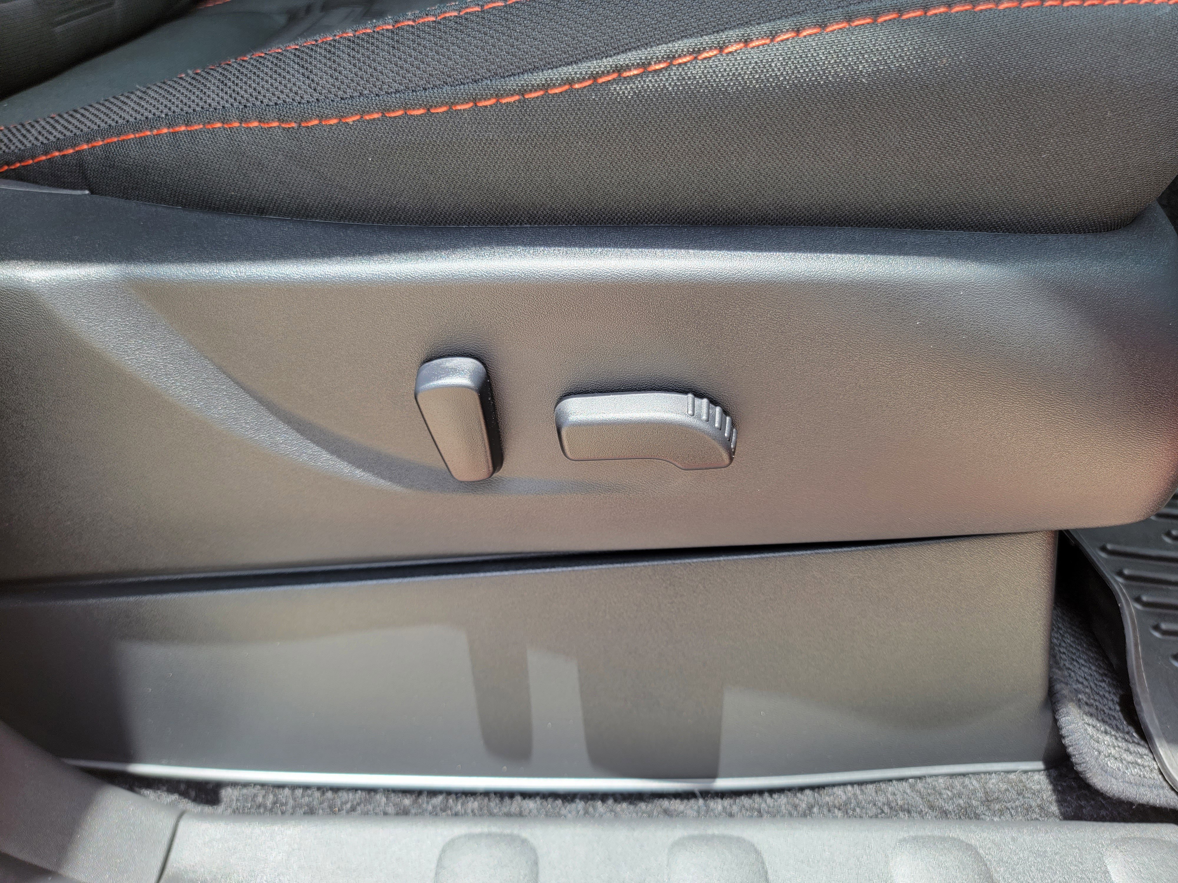 Used 2025 Nissan Frontier PRO-4X w/ Pro Convenience Package image 13