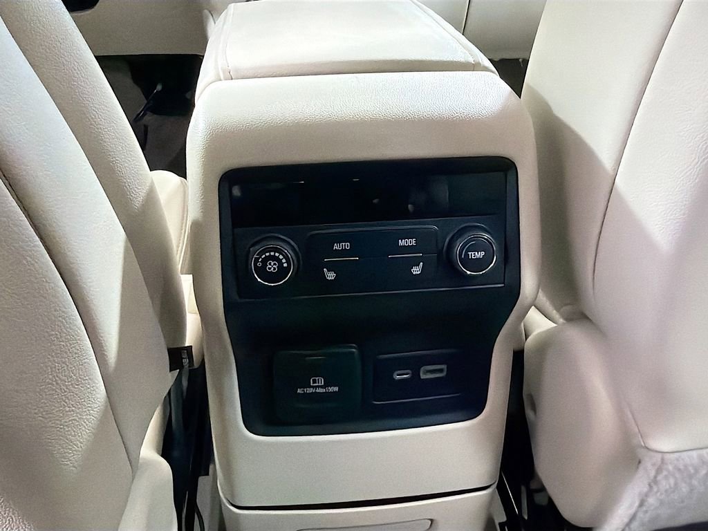 Used 2021 GMC Acadia Denali w/ Denali Ultimate Package image 26