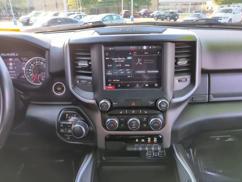 Used 2022 RAM 1500 Big Horn AWD/4WD image 14