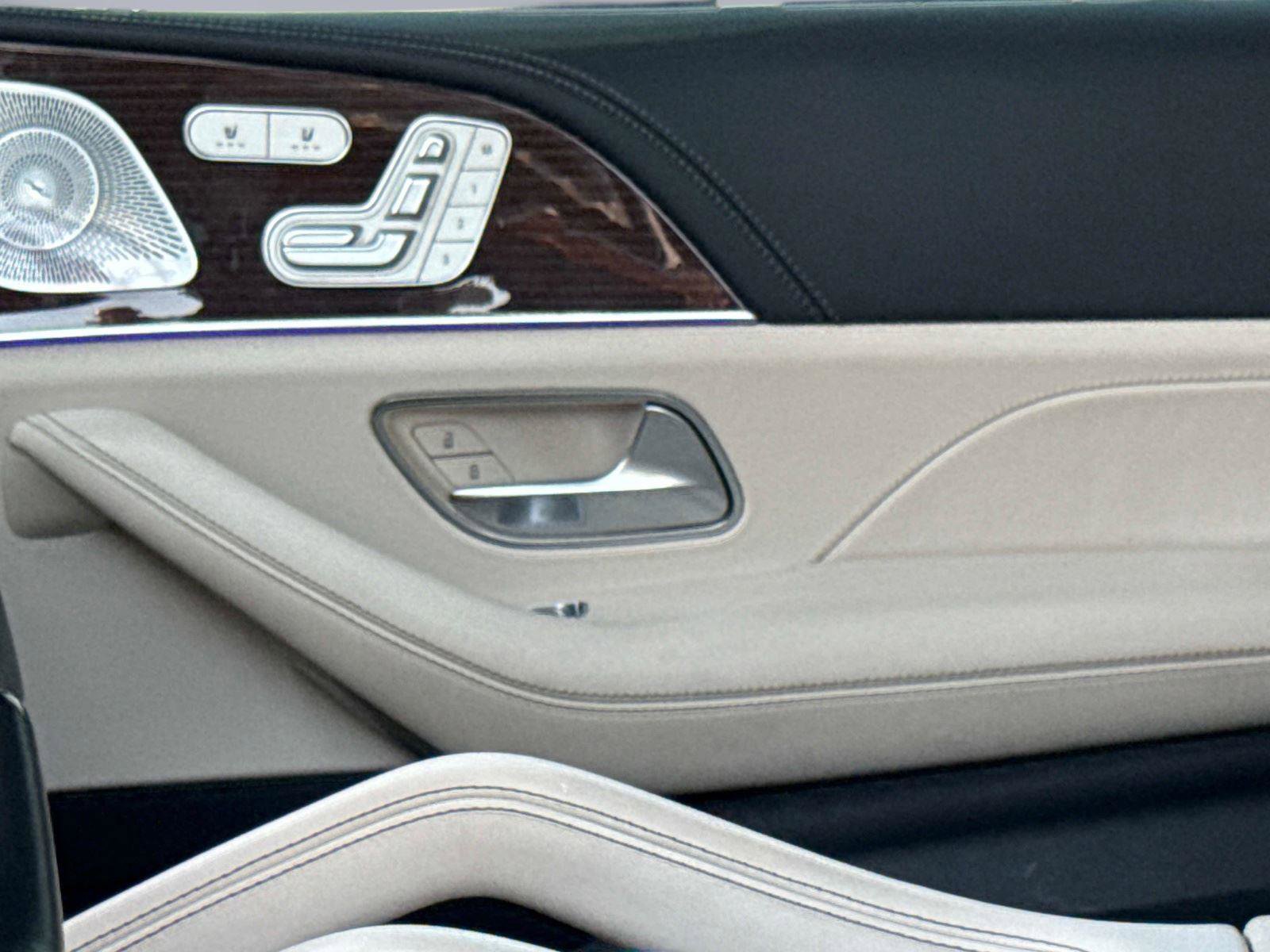 Used 2021 Mercedes-Benz GLS 63 AMG 4MATIC image 24