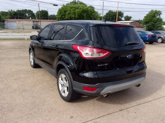 Used 2016 Ford Escape SE FWD image 7