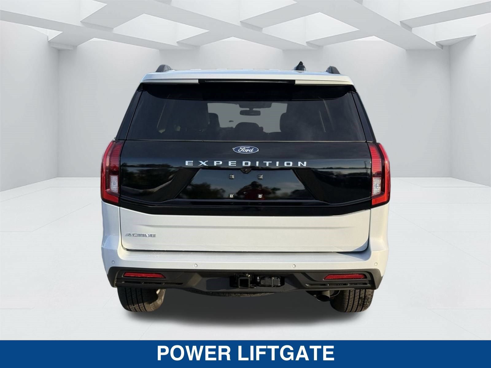 New 2026 Ford Expedition Active RWD image 7