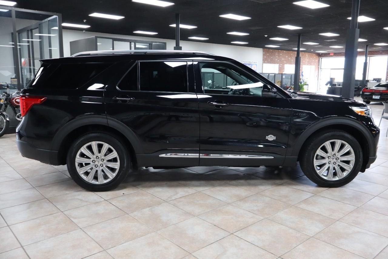 Used 2021 Ford Explorer King Ranch w/ Premium Technology Package AWD/4WD image 6
