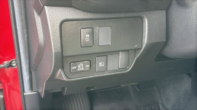 Certified 2022 Toyota Tacoma SR AWD/4WD image 14