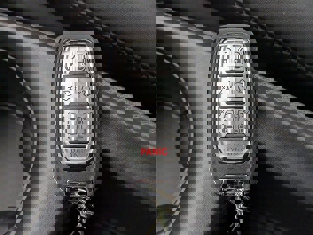 New 2026 Chrysler Voyager LX image 30