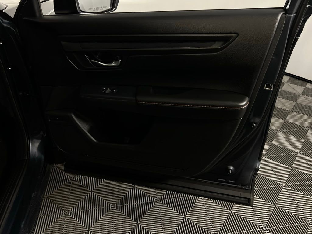Used 2025 Honda CR-V Sport-L image 35