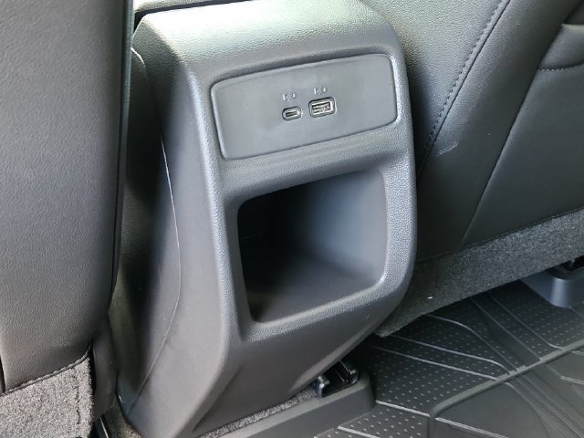 New 2026 Chevrolet Trax ACTIV w/ Sunroof Package FWD image 16