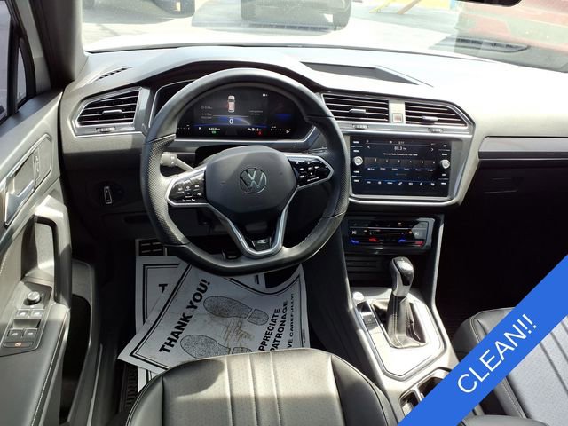 Used 2023 Volkswagen Tiguan SE R-Line FWD image 6