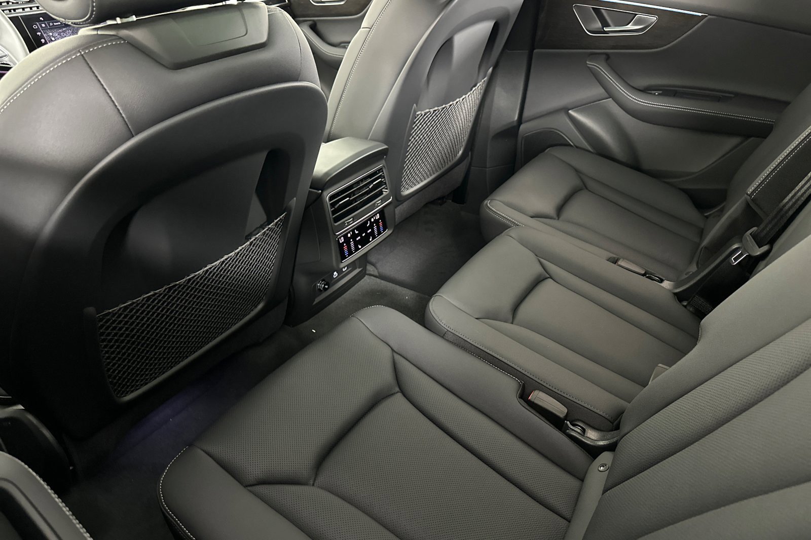 New 2026 Audi Q7 3.0T Premium Plus AWD/4WD image 11