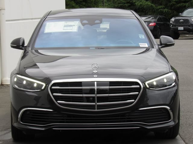 New 2025 Mercedes-Benz S 580 4MATIC Sedan image 3