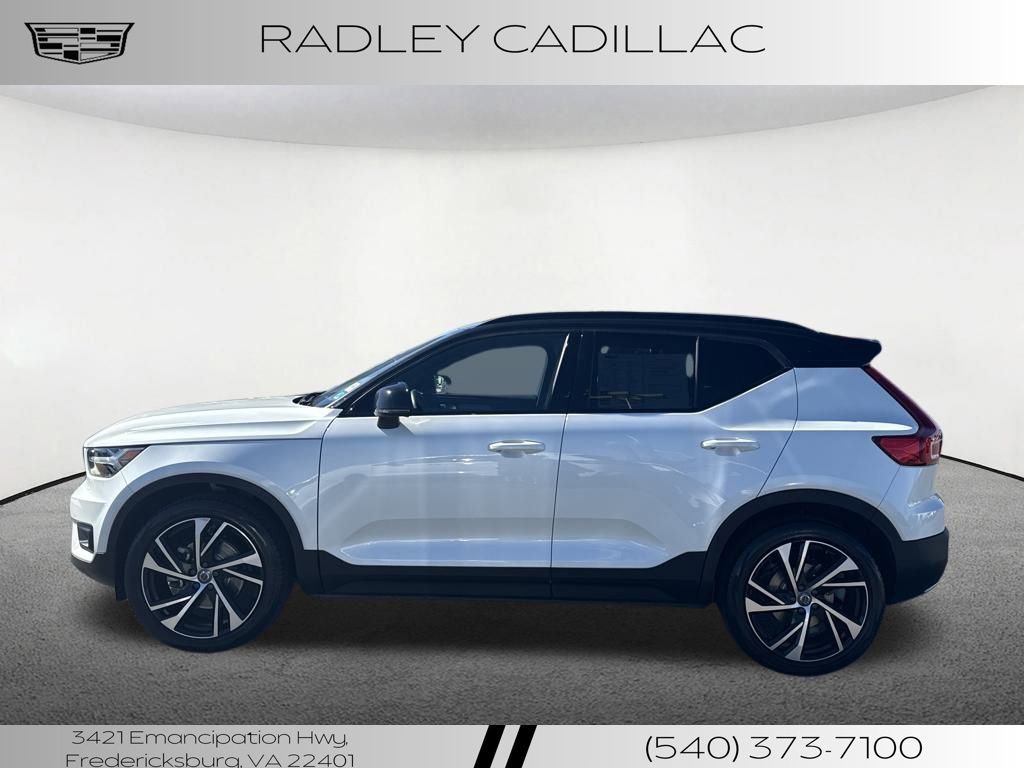 Used 2020 Volvo XC40 T5 R-Design image 22