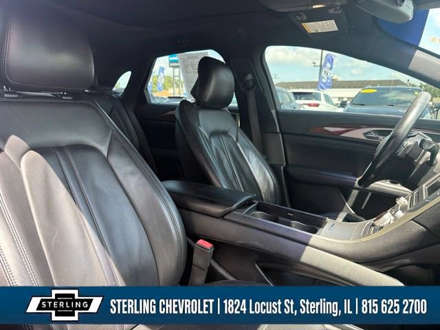 Used 2017 Lincoln MKZ Reserve w/ Technology Package AWD/4WD image 12