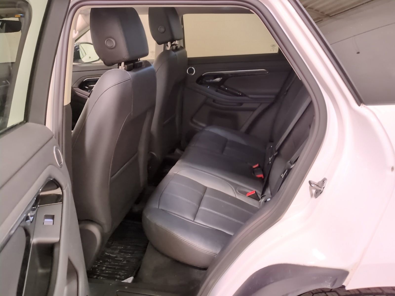 Used 2023 Land Rover Range Rover Evoque S image 15