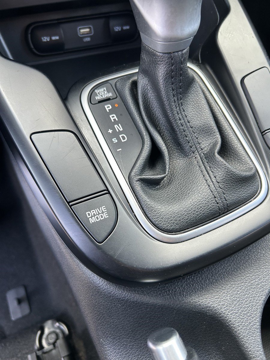 Used 2024 Kia Soul LX w/ Option Group 015 FWD image 31