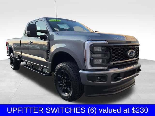 Used 2025 Ford F350 XL w/ STX Appearance Package AWD/4WD image 7