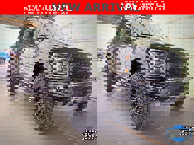 Used 2019 Ford F150 Raptor w/ Equipment Group 801A Mid image 1