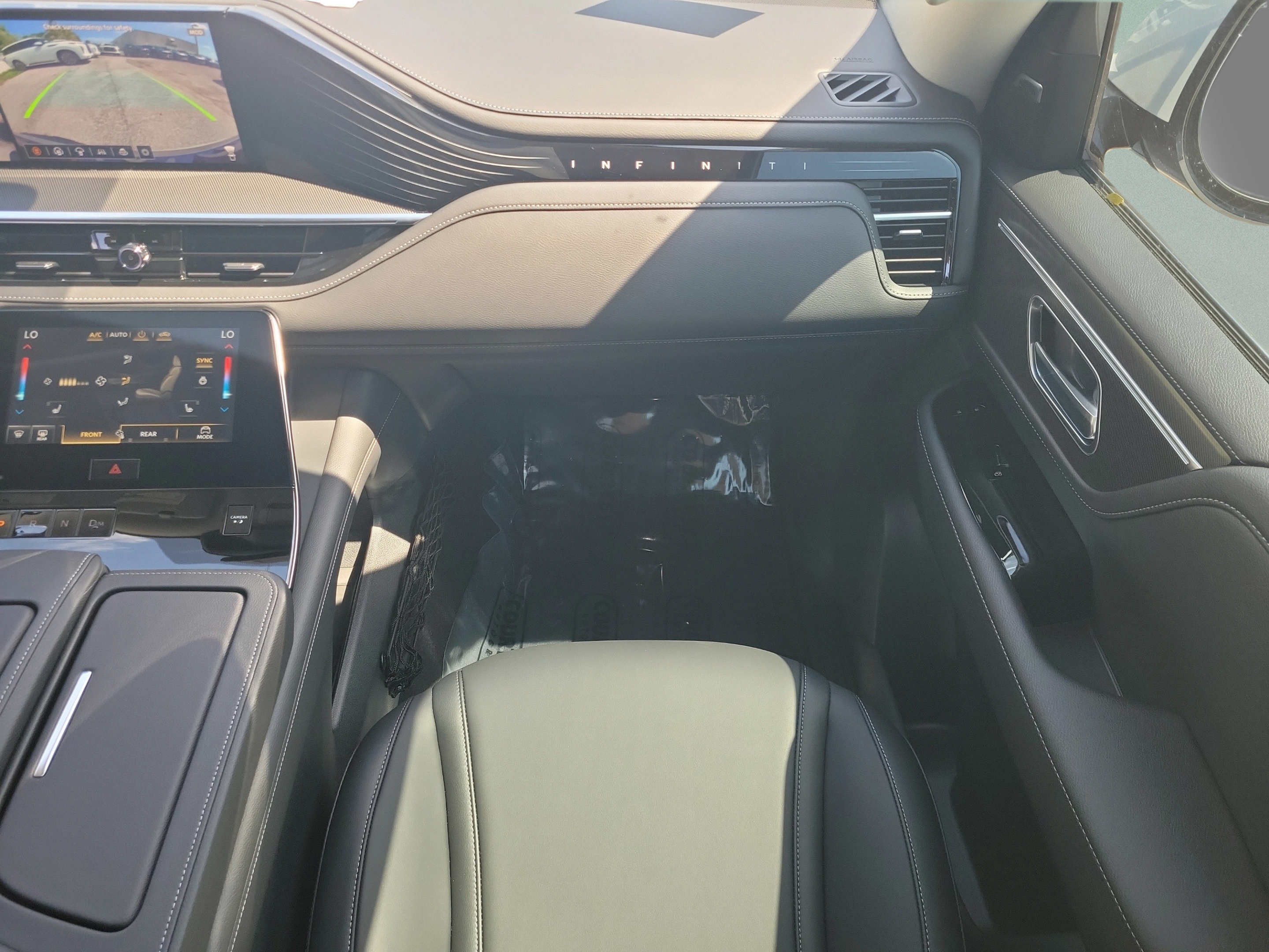 New 2026 INFINITI QX80 Pure w/ Cargo Package AWD/4WD image 8