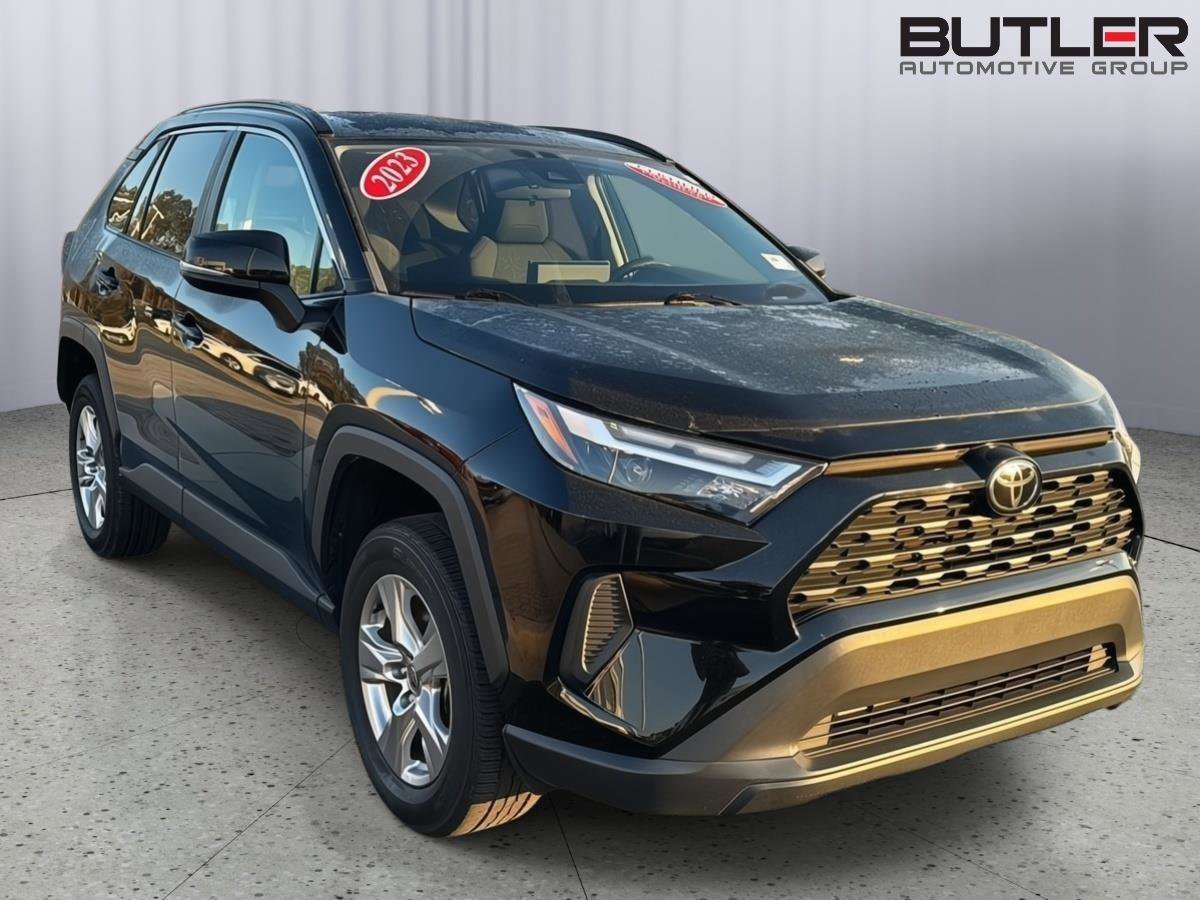 Certified 2023 Toyota RAV4 XLE FWD image 6