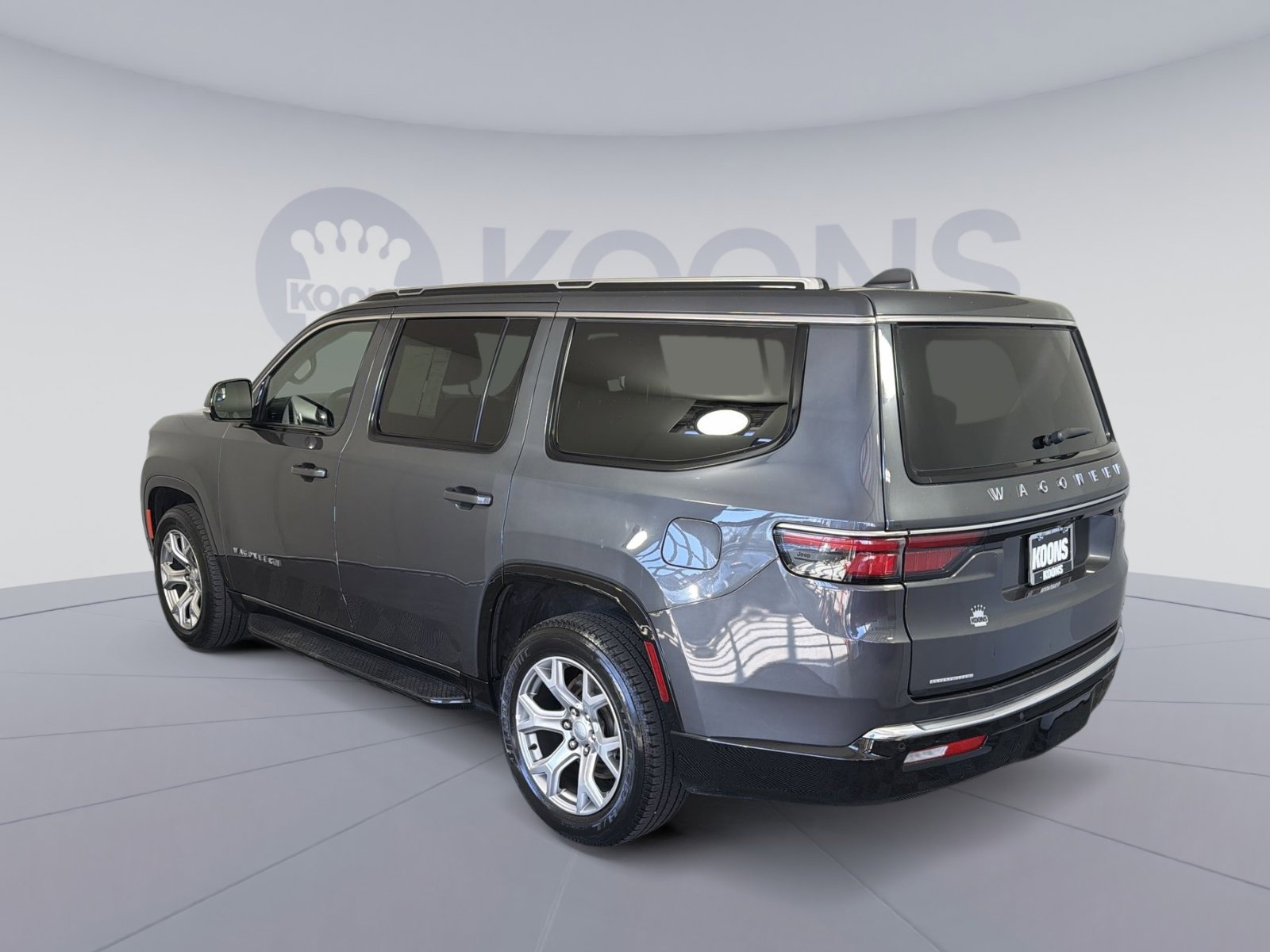 Used 2022 Jeep Wagoneer Series I w/ Premium Group I image 4