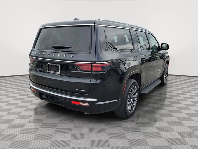 Used 2024 Jeep Wagoneer Series II w/ Flexible Seating Group RWD image 5