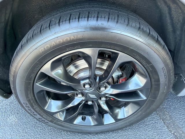 Used 2021 Dodge Durango R/T w/ Technology Group RWD image 17