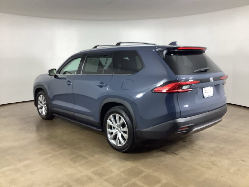 Used 2024 Toyota Grand Highlander AWD image 15