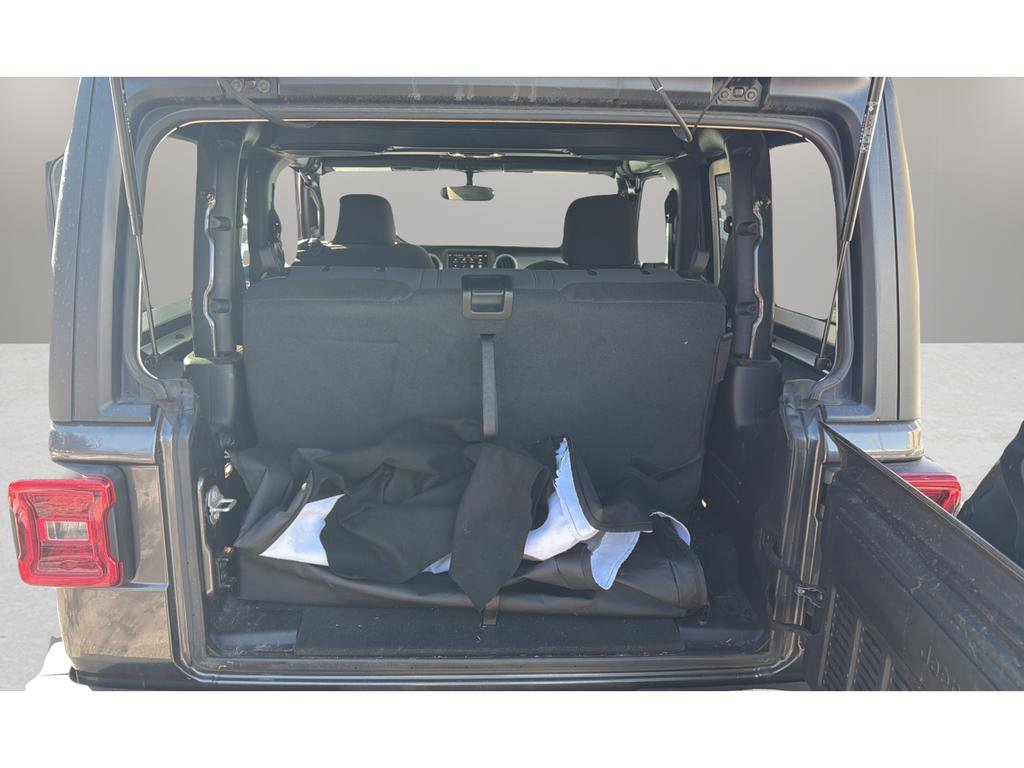 Used 2021 Jeep Wrangler Sport image 15