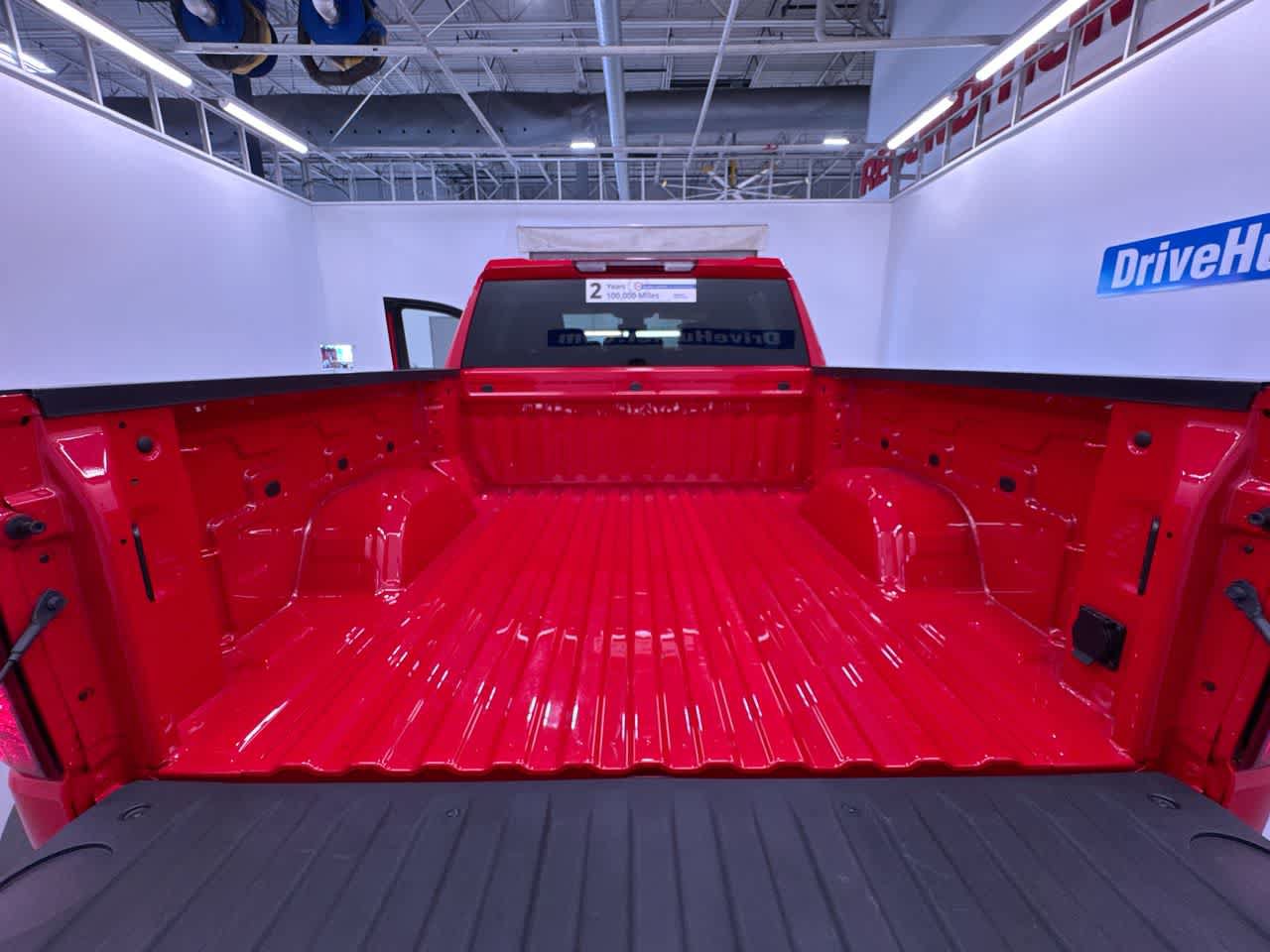 Used 2025 Chevrolet Silverado 1500 LT AWD/4WD image 41
