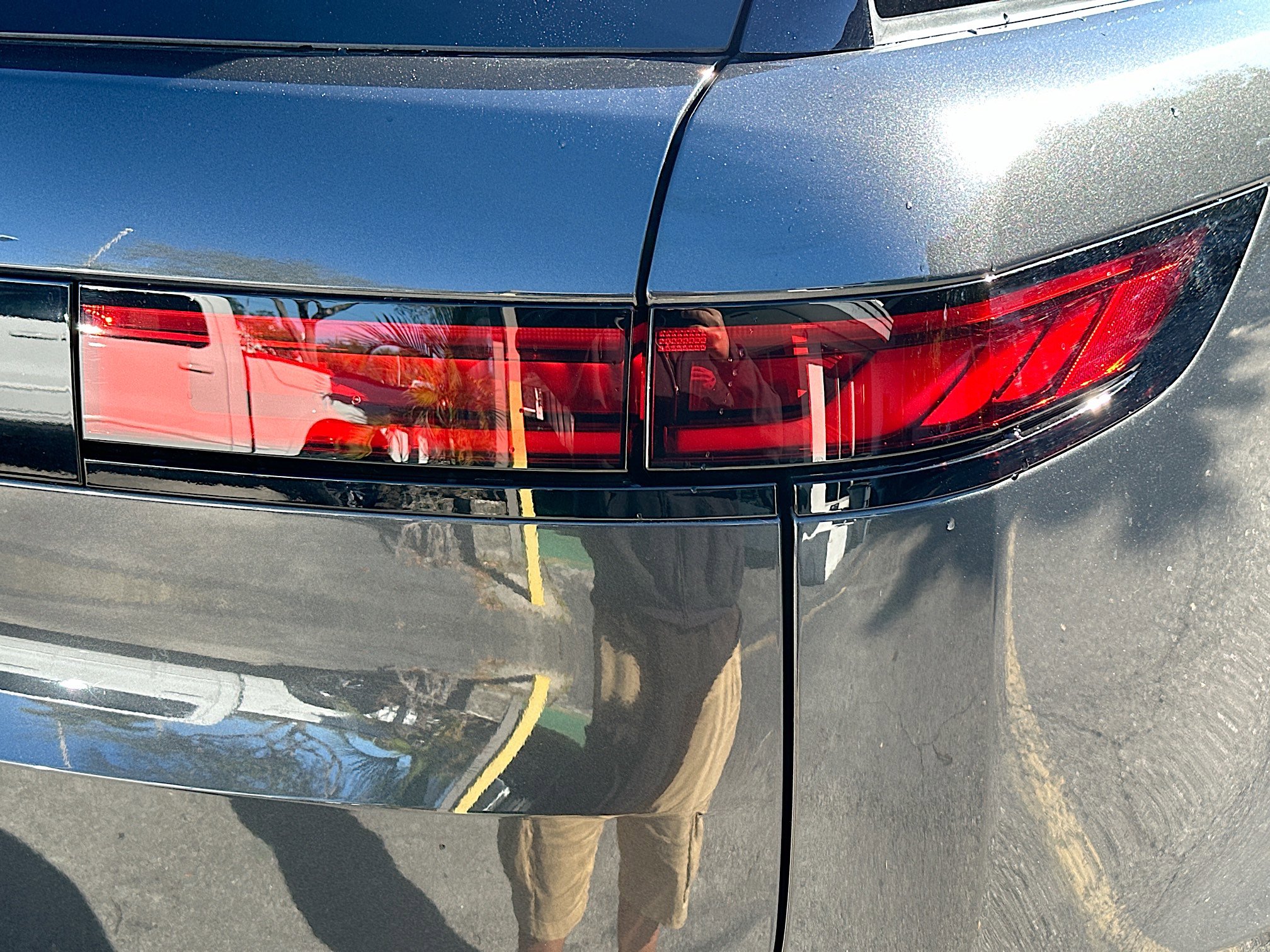 Used 2025 Land Rover Range Rover Sport Dynamic SE image 33