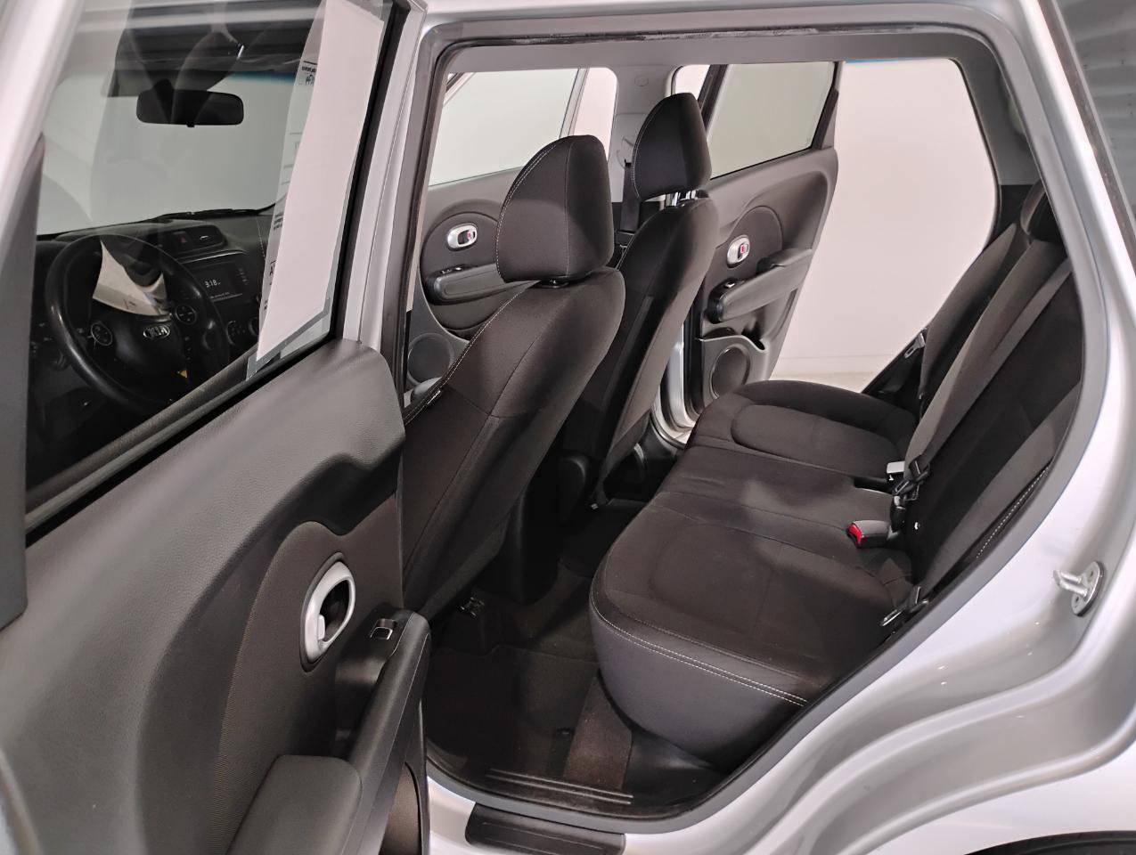 Used 2018 Kia Soul image 11