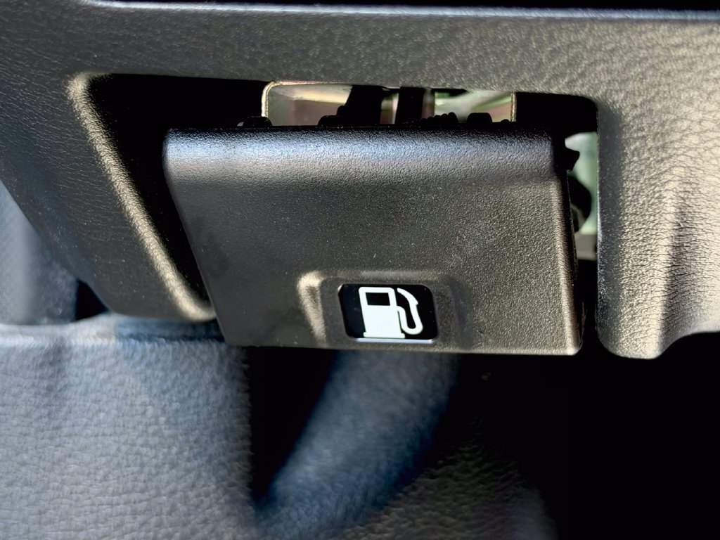 Used 2024 Nissan Sentra SV FWD image 30