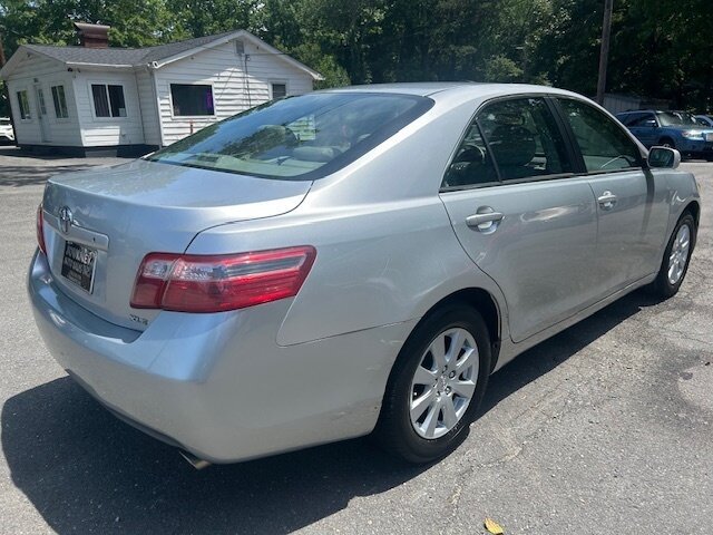 Used 2007 Toyota Camry XLE FWD image 5