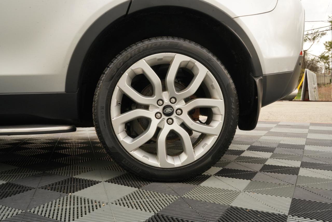 Used 2017 Land Rover Discovery Sport HSE Luxury image 84