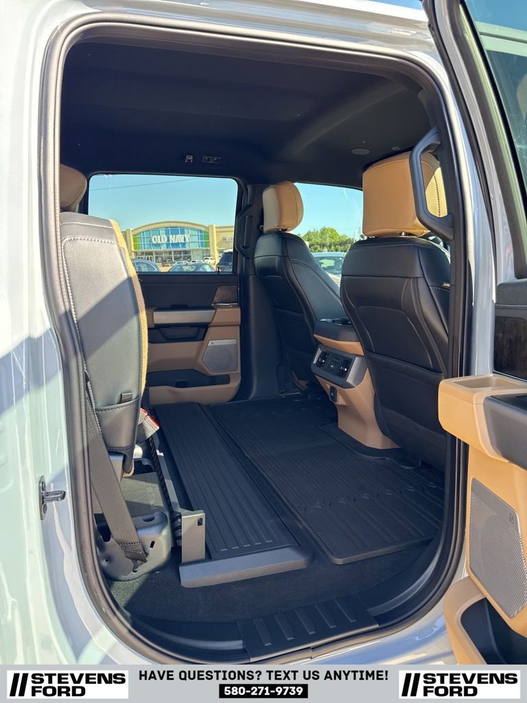 New 2025 Ford F250 Lariat w/ Lariat Ultimate Package image 22