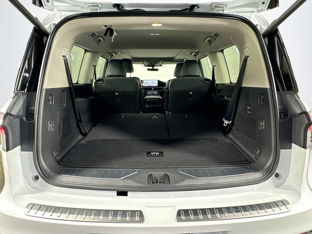 Certified 2026 INFINITI QX80 Pure w/ Cargo Package RWD image 35