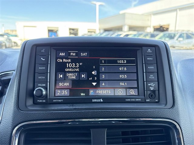 Used 2015 Dodge Grand Caravan SXT w/ Blacktop Package image 25