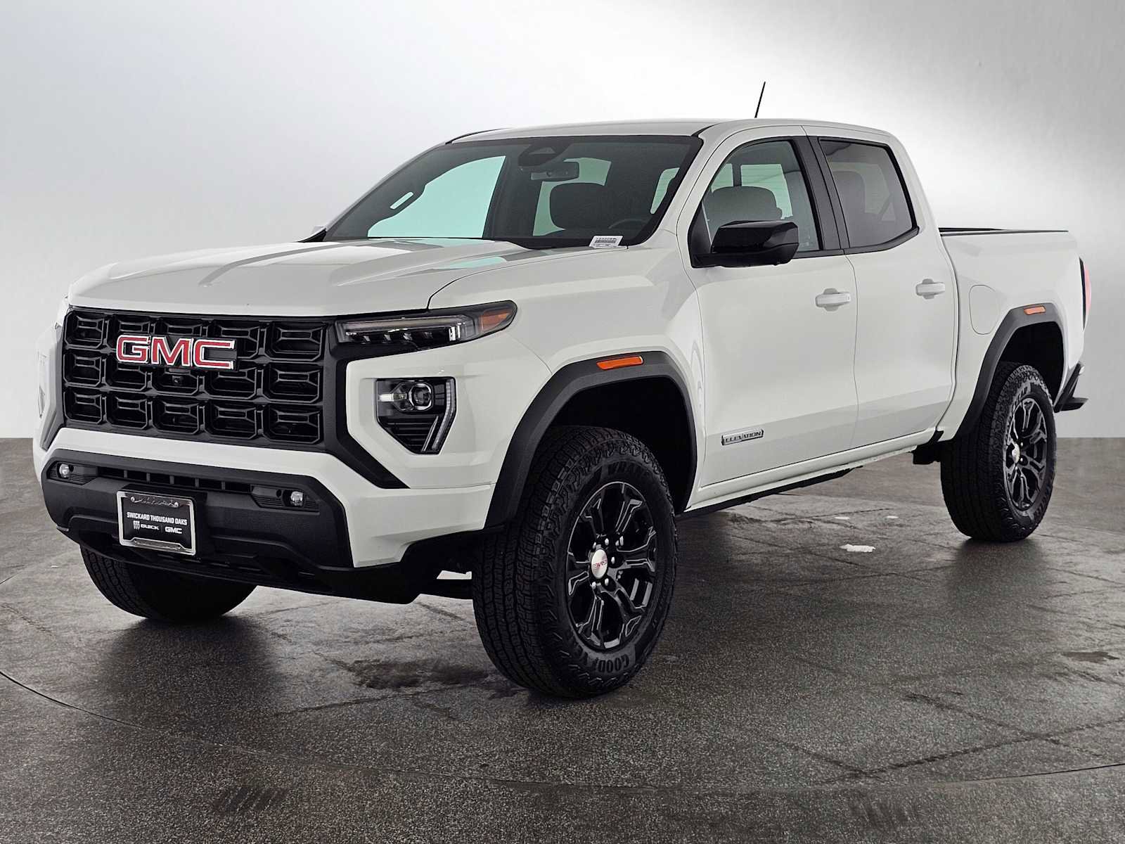 Used 2024 GMC Canyon Elevation w/ Convenience Package image 7