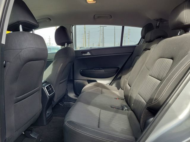 Used 2021 Kia Sportage LX image 11