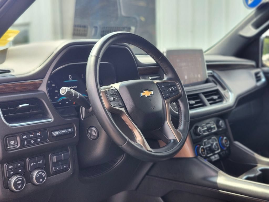 Used 2023 Chevrolet Tahoe High Country AWD/4WD image 19