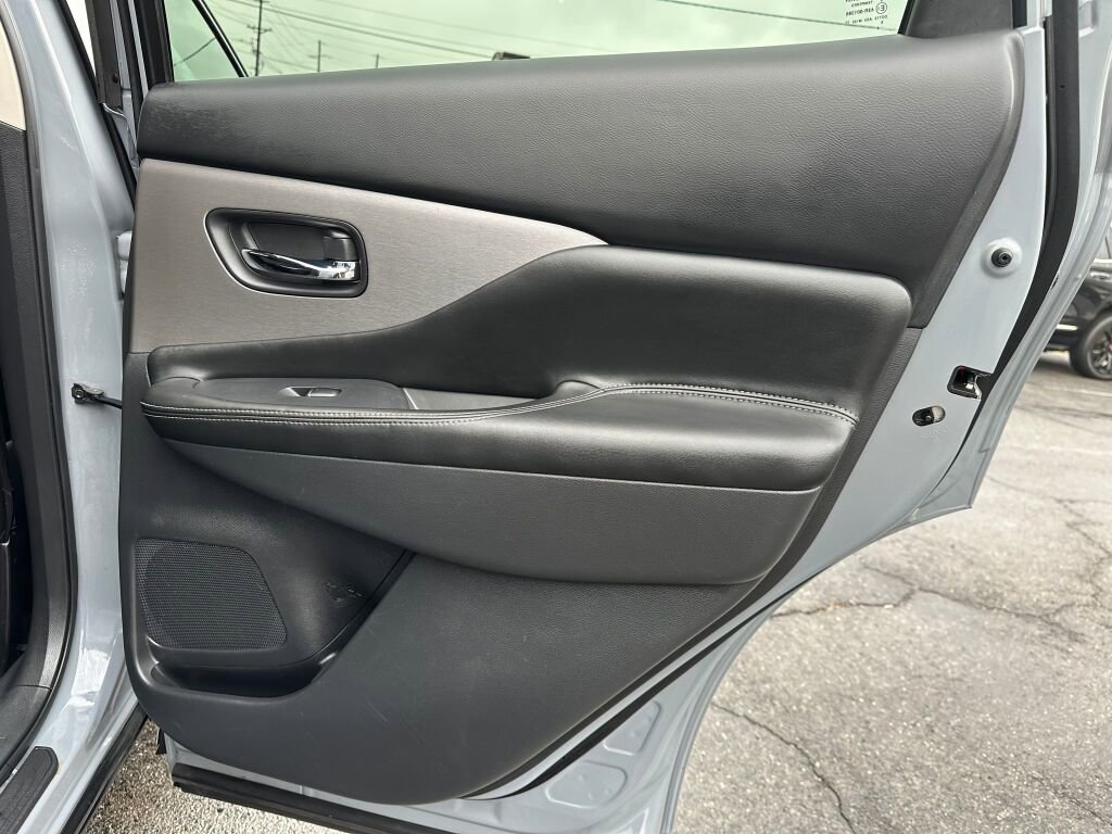 Used 2021 Nissan Murano SL w/ SL Moonroof Package image 25