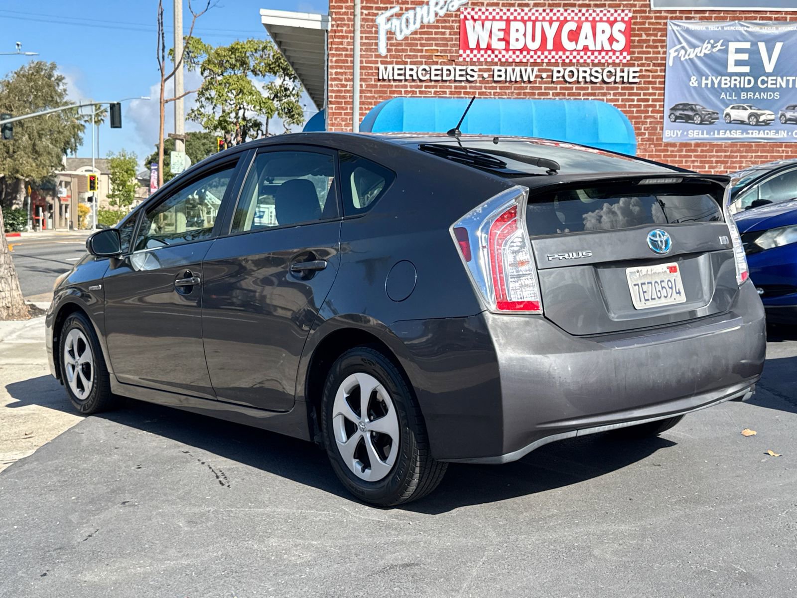 Used 2014 Toyota Prius Two FWD image 8