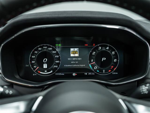 New 2026 Jaguar F-PACE SVR 575 Edition image 27