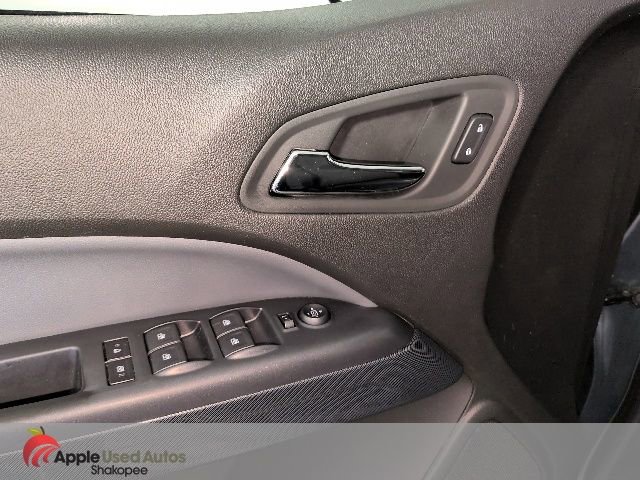 Used 2015 Chevrolet Colorado Z71 AWD/4WD image 12