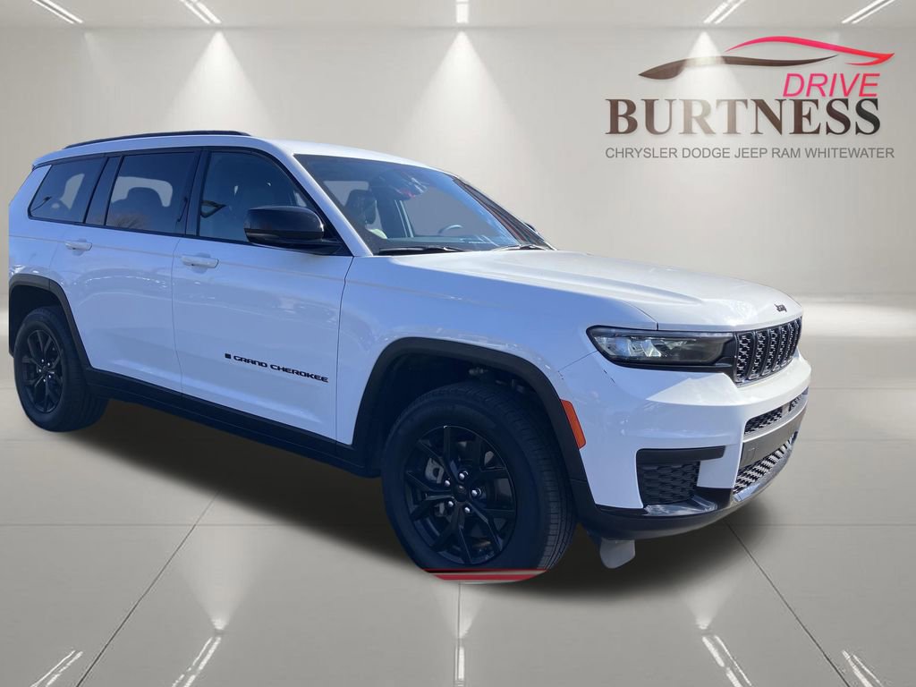 Used 2024 Jeep Grand Cherokee L Laredo image 16