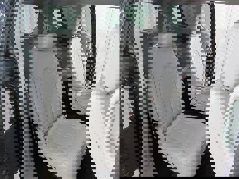 Used 2021 Chrysler Voyager Lxi image 76