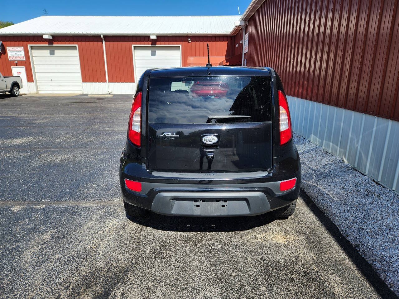 Used 2012 Kia Soul + w/ Audio Pkg FWD image 4