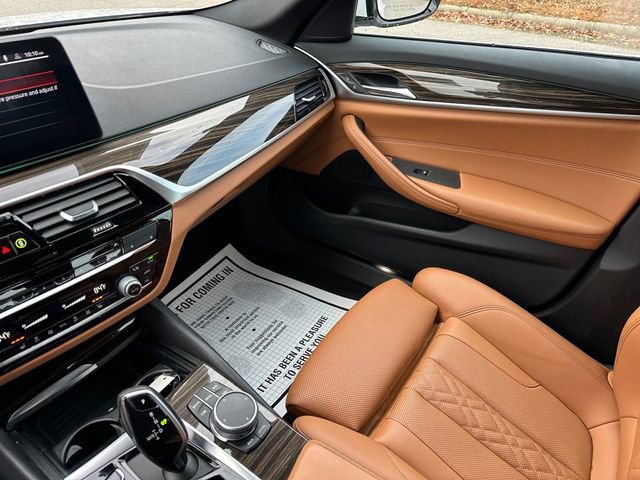 Used 2022 BMW 530i w/ Convenience Package RWD image 29