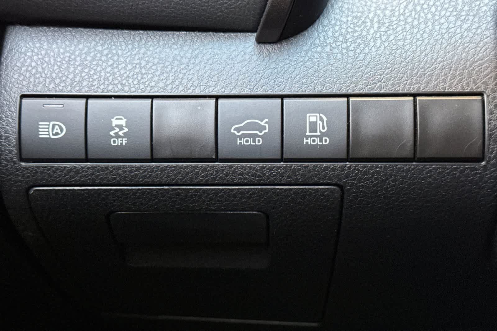 Used 2023 Toyota Camry XSE FWD image 28