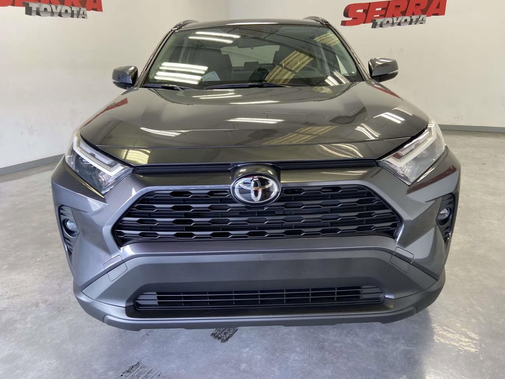 Used 2025 Toyota RAV4 XLE w/ Convenience Package AWD/4WD image 8
