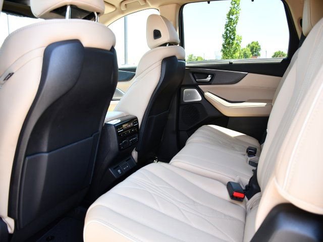 Used 2026 Acura MDX SH-AWD w/ Advance Package image 24